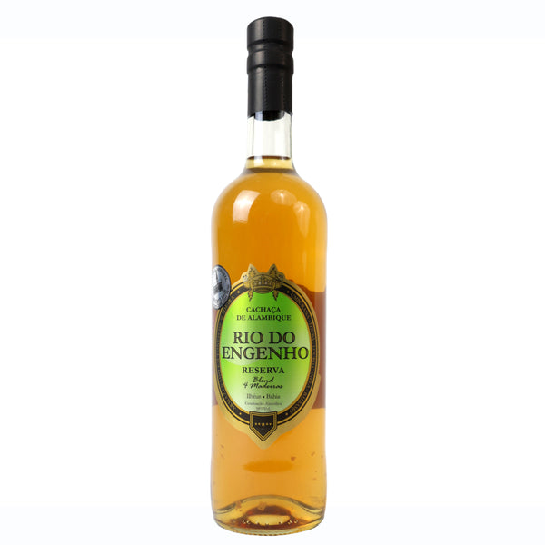 Cachaça Rio do Engenho Reserva | Eine Blend aus 4 Hölzern - 3 Jahre gereift | 700ml 38% Vol